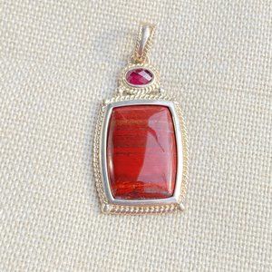 Brown/Red Agate Silver Pendant